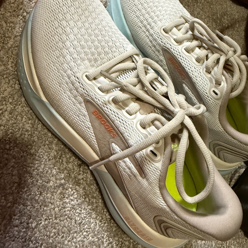 Brooks Light Beige Athletic Sneakers